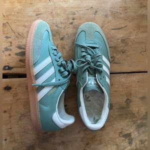 Adidas Sambas Womens 7.5
